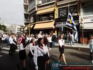Κατερίνη – Ζωντανά η παρέλαση για την 111η  Επέτειο από την απελευθέρωση της πόλης (φωτορεπορτάζ)
