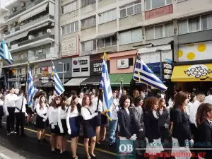 Κατερίνη – Ζωντανά η παρέλαση για την 111η  Επέτειο από την απελευθέρωση της πόλης (φωτορεπορτάζ)