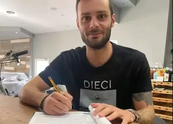 "Μπαμ" με Δημήτρη Κωνσταντινίδη ο Πιερικός “Μπαμ” με Δημήτρη Κωνσταντινίδη ο Πιερικός