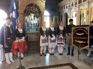 Οι «Σταυραετοί» της Κατερίνης με επιμνημόσυνη δέηση τίμησαν τους 4 Κρητικούς Αγίους Οι «Σταυραετοί» της Κατερίνης με επιμνημόσυνη δέηση τίμησαν τους 4 Κρητικούς Αγίους