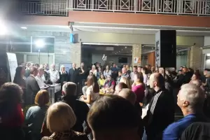 Πολυπληθείς συγκεντρώσεις του Γιάννη Ντούμου στις συνοικίες Εθνικού Σταδίου και Σ.Σταθμού Πολυπληθείς συγκεντρώσεις του Γιάννη Ντούμου στις συνοικίες Εθνικού Σταδίου και Σ.Σταθμού