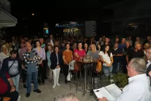 Πολυπληθείς συγκεντρώσεις του Γιάννη Ντούμου στις συνοικίες Εθνικού Σταδίου και Σ.Σταθμού Πολυπληθείς συγκεντρώσεις του Γιάννη Ντούμου στις συνοικίες Εθνικού Σταδίου και Σ.Σταθμού