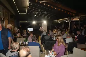 Πολυπληθείς συγκεντρώσεις του Γιάννη Ντούμου στις συνοικίες Εθνικού Σταδίου και Σ.Σταθμού Πολυπληθείς συγκεντρώσεις του Γιάννη Ντούμου στις συνοικίες Εθνικού Σταδίου και Σ.Σταθμού