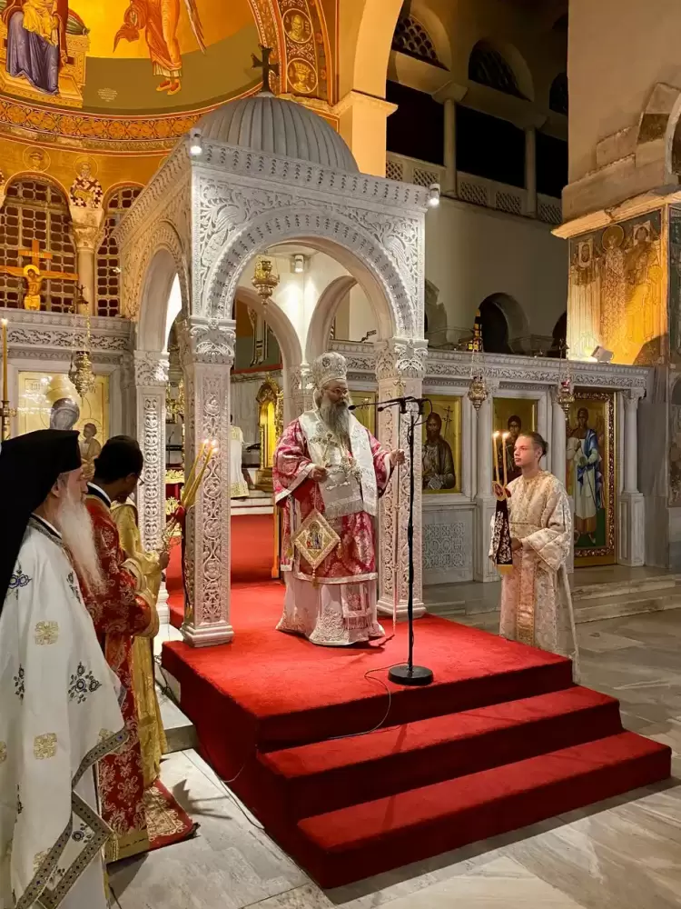 Προεόρτια αρχιερατική αγρυπνία  στον Άγιο Δημήτριο Θεσσαλονίκης με τη συμμετοχή νέων 