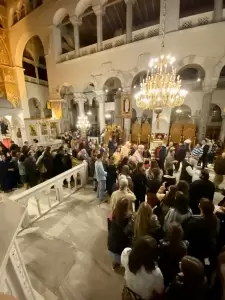 Προεόρτια αρχιερατική αγρυπνία  στον Άγιο Δημήτριο Θεσσαλονίκης με τη συμμετοχή νέων 
