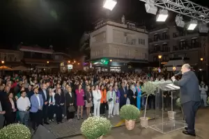 ΣΥΝΘΕΣΗ: Πρωτοφανής συγκέντρωση στο Λιτόχωρο ΣΥΝΘΕΣΗ: Πρωτοφανής συγκέντρωση στο Λιτόχωρο