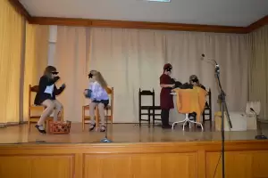 Το 15ο Δημοτικό Σχολείο Κατερίνης σε κλίμα συγκίνησης τίμησε την 83η επέτειο του ΟΧΙ