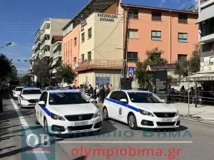 Ζωντανά από την Κατερίνη: Η μαθητική παρέλαση για την 28η Οκτωβρίου (εικόνες και βίντεο)