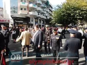 Ζωντανά από την Κατερίνη: Η μαθητική παρέλαση για την 28η Οκτωβρίου (εικόνες και βίντεο)