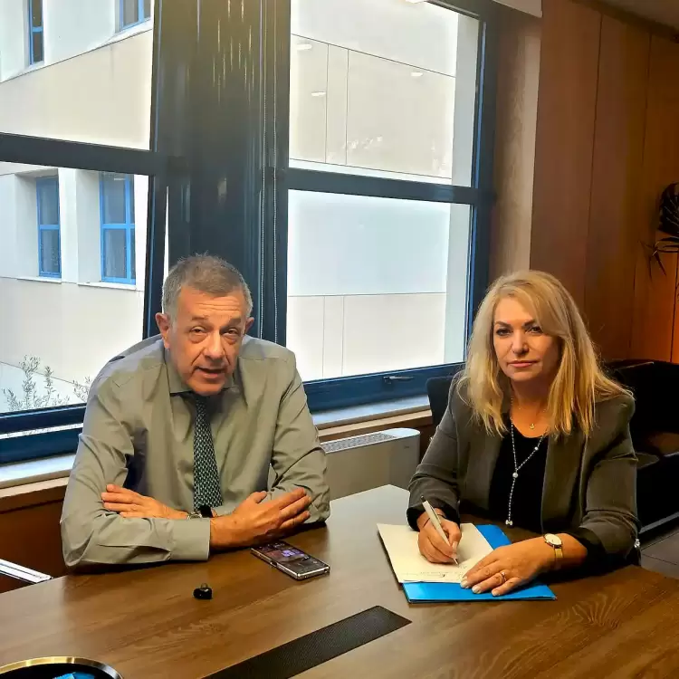 Άννα Μάνη – Παπαδημητρίου: Συνάντηση με τον Υφυπουργό Υποδομών κ. Νίκο Ταχιάο για την παλαιά γραμμή Πλαταμώνα Άννα Μάνη – Παπαδημητρίου