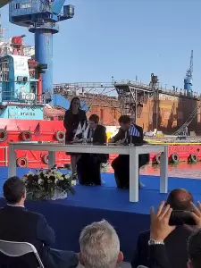 Άννα Μάνη – Παπαδημητρίου: Τα ναυπηγεία Ελευσίνας σαλπάρουν προς νέους δρόμους ανάπτυξης