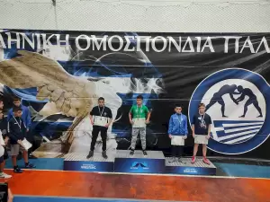 Αρχέλαος Κατερίνης: “Έλαμψαν” οι πιτσιρικάδες στην πάλη