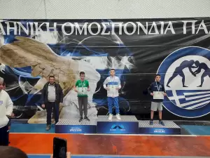 Αρχέλαος Κατερίνης: “Έλαμψαν” οι πιτσιρικάδες στην πάλη