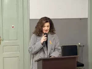 Αστική Σχολή Κατερίνης: Εγκαίνια έκθεσης Φωτογραφίας με τίτλο «Γυναίκα εστί» 