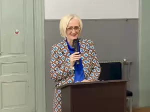 Αστική Σχολή Κατερίνης: Εγκαίνια έκθεσης Φωτογραφίας με τίτλο «Γυναίκα εστί» 