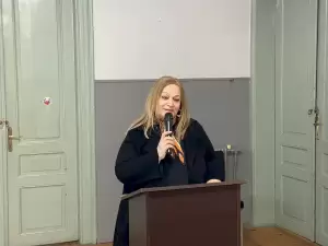 Αστική Σχολή Κατερίνης: Εγκαίνια έκθεσης Φωτογραφίας με τίτλο «Γυναίκα εστί» 