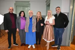 Έκθεση φωτογραφίας Στέλλας Τζιτζιλή «Γυναίκα εστί»