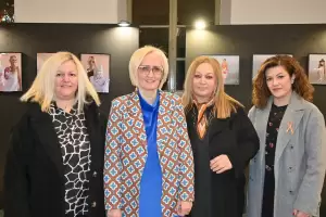 Έκθεση φωτογραφίας Στέλλας Τζιτζιλή «Γυναίκα εστί»