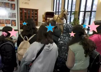 Επισκέψεις Δημοτικών Σχολείων της Κατερίνης στη Μόνιμη Μουσειακή Έκθεση Παραδοσιακών Επαγγελμάτων του Επιμελητηρίου Πιερίας Επισκέψεις Δημοτικών Σχολείων της Κατερίνης στη Μόνιμη Μουσειακή Έκθεση Παραδοσιακών Επαγγελμάτων του Επιμελητηρίου Πιερίας