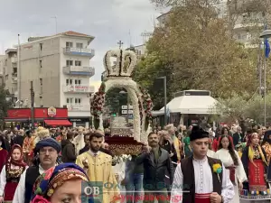Η Κατερίνη γιόρτασε την Πολιούχο και Προστάτιδά της Αγία Αικατερίνη (εικόνες - βίντεο) Η Κατερίνη γιόρτασε την Πολιούχο και Προστάτιδά της Αγία Αικατερίνη