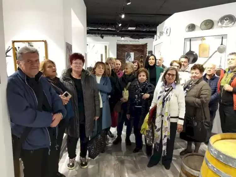 Κατερίνη: Το Σχολείο Δεύτερης Ευκαιρίας στη Μόνιμη Μουσειακή Έκθεση Παραδοσιακών Επαγγελμάτων του Επιμελητηρίου Πιερίας Κατερίνη: Το Σχολείο Δεύτερης Ευκαιρίας στη Μόνιμη Μουσειακή Έκθεση Παραδοσιακών Επαγγελμάτων του Επιμελητηρίου Πιερίας