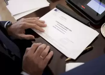 Κυριάκος Μητσοτάκης στο Υπουργικό: Με επιστολική ψήφος οι ευρωεκλογές – Όλη η χώρα μία περιφέρεια με σταυρό Κυριάκος Μητσοτάκης στο Υπουργικό: Με επιστολική ψήφος οι ευρωεκλογές – Όλη η χώρα μία περιφέρεια με σταυρό