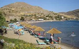 Οι βράχοι στον Αη Γιάννη Κάσπακα της Λήμνου