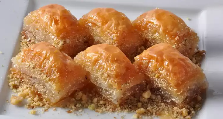 Η ουσία είναι μία και ο μπακλαβάς γωνία – Τι σημαίνει αυτή η παροιμία;