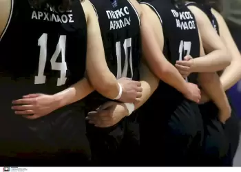 Πιερικός Αρχέλαος – Ανόρθωση Βόλου 59 62: Χιτσκοκικό φινάλε