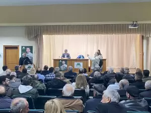 Συνεδρίαση της Ν.Ε. ΠΑΣΟΚ Πιερίας στην Κατερίνη παρουσια του  βουλευτή  β΄ Θεσσαλονίκης Θανάση Γκλαβίνα