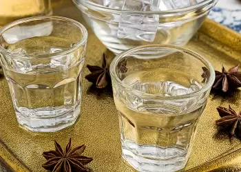 Το τσίπουρο και η τσικουδιά κερδίζουν τις ξένες αγορές – Μεγάλη αύξηση της αξίας των εξαγωγών