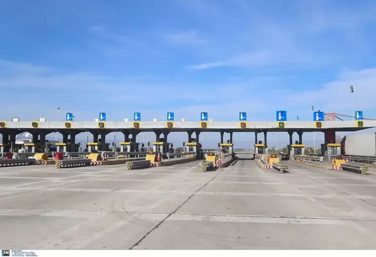 Κλείνει το ρεύμα της ΠΑΘΕ προς Θεσσαλονίκη λόγω εργασιών στη γέφυρα Αξιού Κλείνει το ρεύμα της ΠΑΘΕ προς Θεσσαλονίκη λόγω εργασιών στη γέφυρα Αξιού