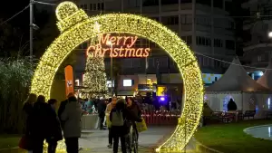 Χριστούγεννα στην Κατερίνη: Η πόλη & οι κοινότητες έβαλαν τα γιορτινά τους!