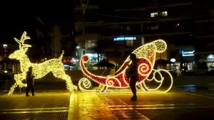 Χριστούγεννα στην Κατερίνη: Η πόλη & οι κοινότητες έβαλαν τα γιορτινά τους!