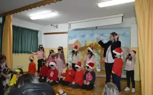 Η Χριστουγεννιάτικη γιορτή στο 15ο Νηπιαγωγείο Κατερίνης