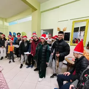 Η Χριστουγεννιάτικη γιορτή από τον Σύλλογο Γονέων - Κηδεμόνων & Φίλων Α.με.Α Ν. Πιερίας - Ευχαριστίες (εικόνες) Η Χριστουγεννιάτικη γιορτή από τον Σύλλογο Γονέων – Κηδεμόνων & Φίλων Α.με.Α Ν. Πιερίας – Ευχαριστίες