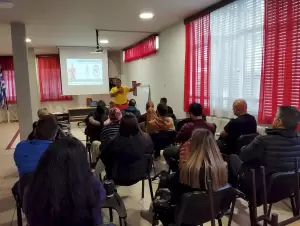 Ε.Ο.Σ Κατερίνης: Εκπαιδευτικό Σεμιναριο Πρώτων βοηθειών Ε.Ο.Σ Κατερίνης: Εκπαιδευτικό Σεμιναριο Πρώτων βοηθειών