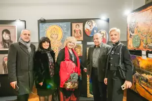 Εγκαίνια ομαδικής εικαστικής έκθεσης – Οι εικαστικοί τίμησαν τη Λίνα Γιαμούζη