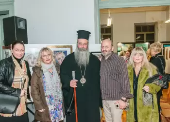 Εγκαίνια ομαδικής εικαστικής έκθεσης – Οι εικαστικοί τίμησαν τη Λίνα Γιαμούζη