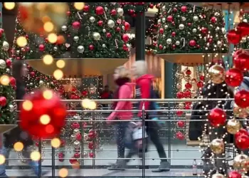 Εμπορικός Σύλλογος Κατερίνης - Το εορταστικό ωράριο για τον Δεκέμβριο του 2023 Εμπορικός Σύλλογος Κατερίνης – Το εορταστικό ωράριο για τον Δεκέμβριο του 2023