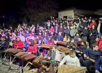 Ένα διήμερο μαγείας στο Χριστουγεννιάτικο Μουσικό Χωριό (εικόνες)