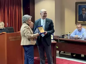 Επιμελητήριο Πιερίας: Τελετή βράβευσης πρώην προέδρων του Εμπορικού Συλλόγου Κατερίνης