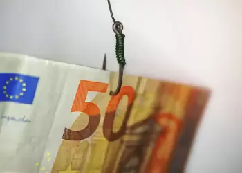 Για ποιους «κουρεύεται» 50% το τέλος επιτηδεύματος για το 2024 – Σε δυο χρόνια καταργείται για όλους τους επαγγελματίες