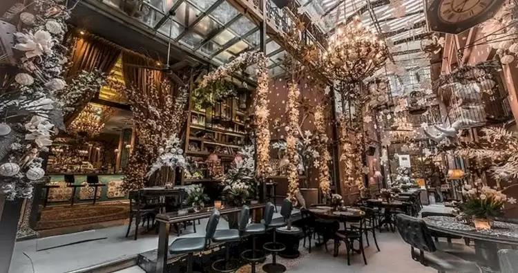 Γιατί Γιορτάζουμε Άχρωμα Χριστούγεννα; Γιατί Γιορτάζουμε Άχρωμα Χριστούγεννα;