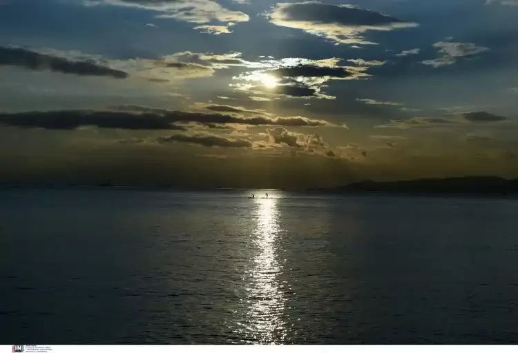 Ο Καιρός στην Κατερίνη και την Πιερία σήμερα, Τρίτη 26/12: Καλός με λιγη συννεφιά Ο Καιρός στην Κατερίνη και την Πιερία σήμερα, Τρίτη 26/12: Καλός με λιγη συννεφιά