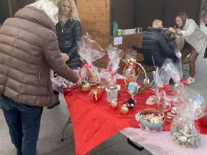 Κατερίνη: Χριστουγεννιάτικο Bazzar για το «Κανένα παιδί χωρίς κολατσιό» και τις γιορτές