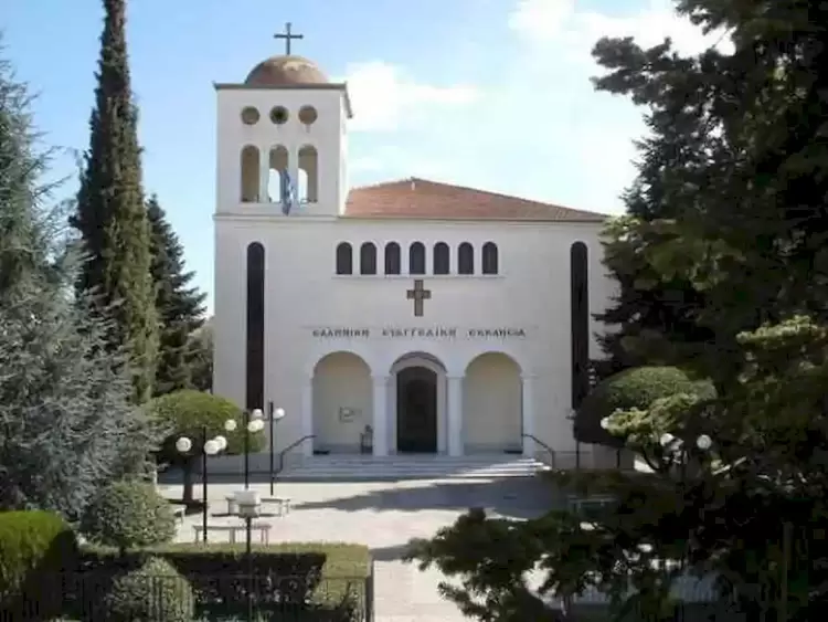 Μια όχι και τόσο θεαματική είσοδος