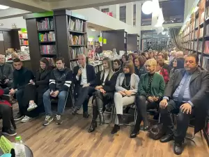 Ο Πάνος Αμυράς με τη «Λέσχη του κακού» στην Κατερίνη