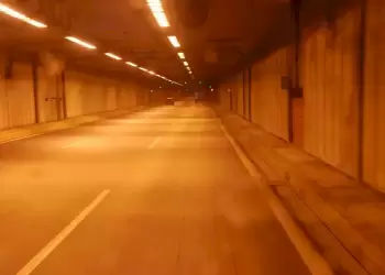 Πιερία: Ολιγόλεπτη διακοπή της κυκλοφορίας σήμερα στη σήραγγα Κατερίνης - Άσκηση αποχιονισμού Πιερία: Κυκλοφοριακές ρυθμίσεις στη σήραγγα Κατερίνης – Εκτέλεσης άσκησης αποχιονισμού