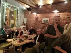 Τάνια Δούλαλα – Έκθεση φωτογραφίας: Ένας διάλογος εικόνων και λέξεων στον Olympus Wines Tasting Room στο Λιτόχωρο